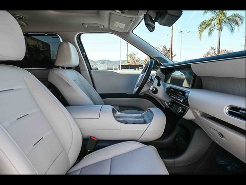Certified 2026 Hyundai Palisade Calligraphy AWD/4WD image 21