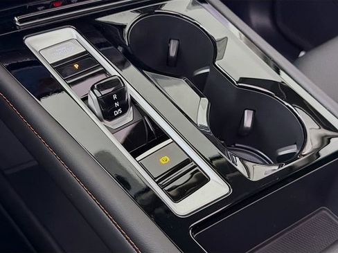New 2026 Volkswagen Atlas Peak Edition AWD/4WD image 19