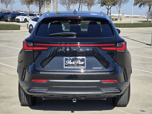 Certified 2023 Lexus NX 250 FWD w/ Premium Package image 5