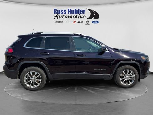 Used 2021 Jeep Cherokee Latitude Plus w/ Sun & Sound Group AWD/4WD image 8