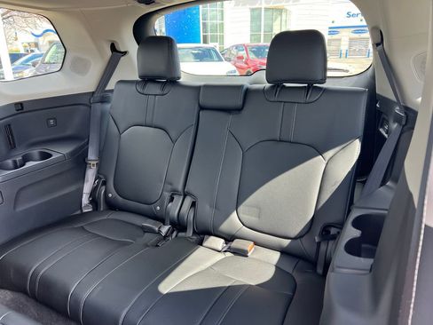 New 2026 Honda Pilot Touring image 7