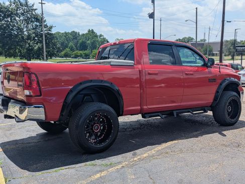 Used 2019 RAM 1500 Big Horn AWD/4WD image 9