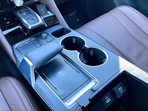 Used 2024 Acura MDX SH-AWD w/ Technology Package image 33