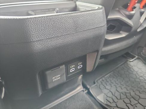 Certified 2025 Toyota Tacoma TRD Pro AWD/4WD image 32