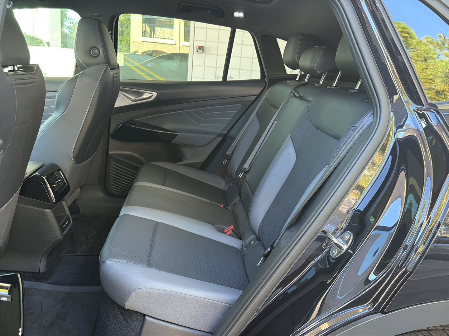 Certified 2023 Volkswagen ID.4 Pro S RWD image 16