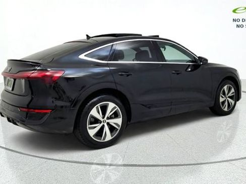Used 2024 Audi Q8 e-tron Premium Plus w/ Premium Plus Package AWD/4WD image 9