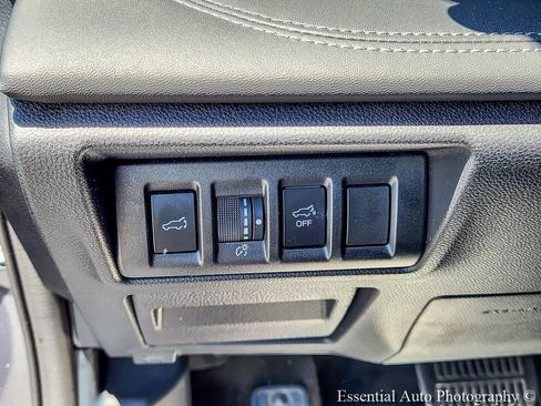 Used 2024 Subaru Outback Limited AWD/4WD image 15