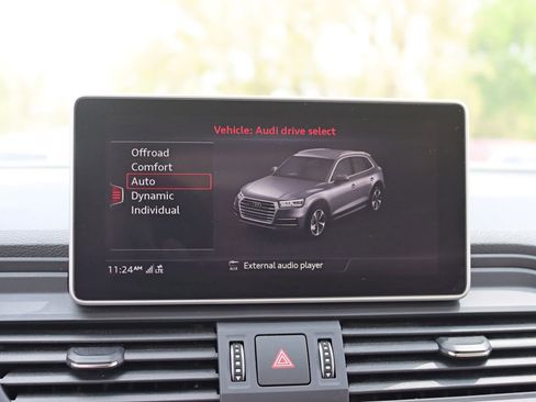 Used 2018 Audi Q5 2.0T Premium Plus w/ Premium Plus Package image 24