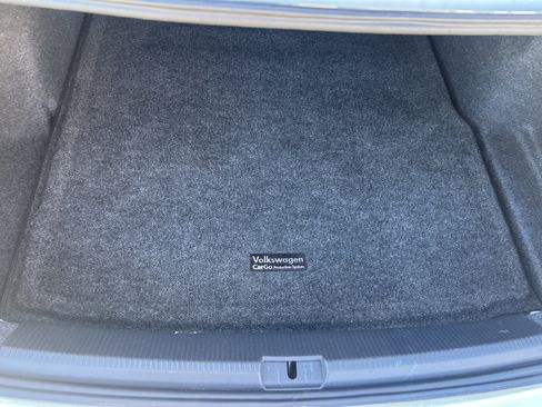 Used 2020 Volkswagen Passat 2.0T SE image 30