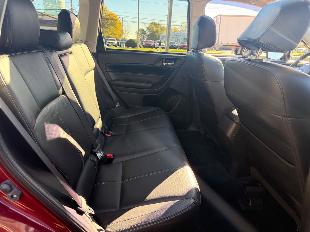 Used 2017 Subaru Forester 2.5i Touring AWD/4WD image 13