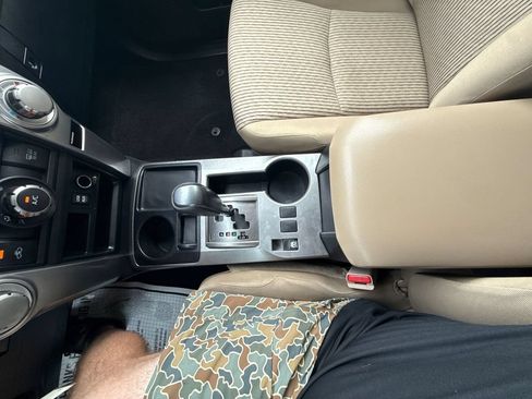 Used 2016 Toyota 4Runner SR5 RWD image 36