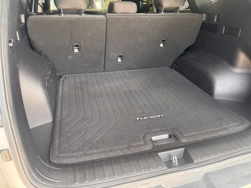 Used 2025 Hyundai Tucson SEL FWD image 12