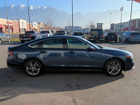 Used 2023 Honda Accord EX image 2