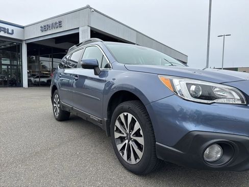 Used 2016 Subaru Outback 2.5i Limited image 4