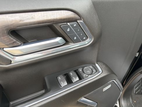 Used 2024 Chevrolet Silverado 1500 LTZ AWD/4WD image 13