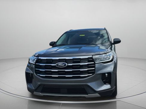 New 2026 Ford Explorer Active w/ Active Comfort Package image 9