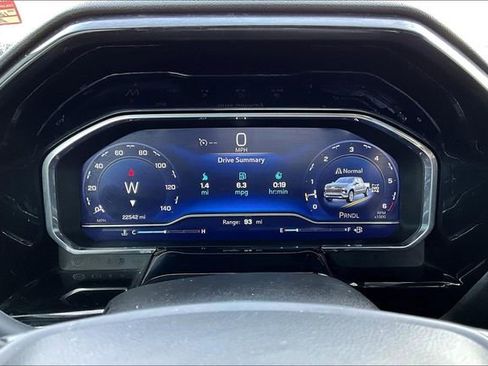 Used 2024 Chevrolet Silverado 1500 LT AWD/4WD image 14