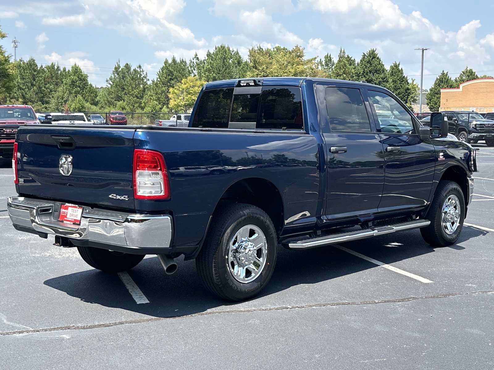 Used 2024 RAM 2500 Tradesman w/ Chrome Appearance Group AWD/4WD image 22