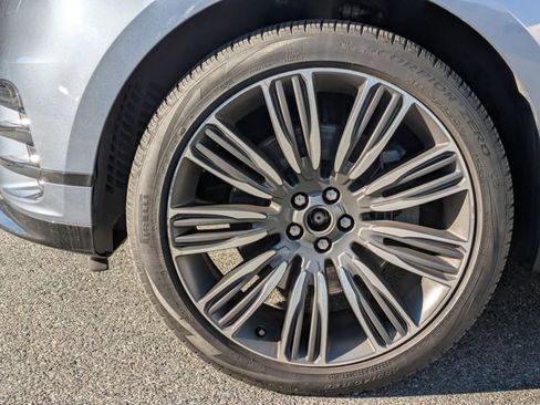 Used 2023 Land Rover Range Rover Velar HST image 9