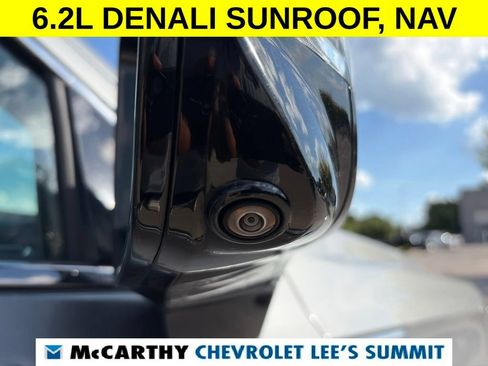 Used 2023 GMC Yukon Denali AWD/4WD image 24
