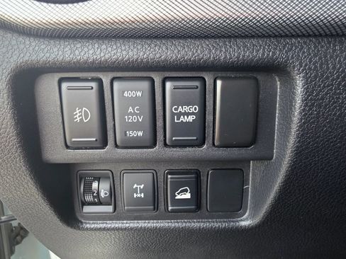 Used 2018 Nissan Titan PRO-4X w/ Pro-4x Utility Package AWD/4WD image 22