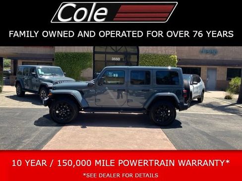 Certified 2025 Jeep Wrangler Unlimited Sahara AWD/4WD image 1