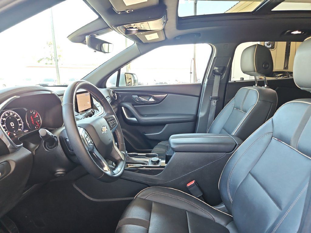 Used 2019 Chevrolet Blazer Premier w/ Sun and Wheels Package AWD/4WD image 26