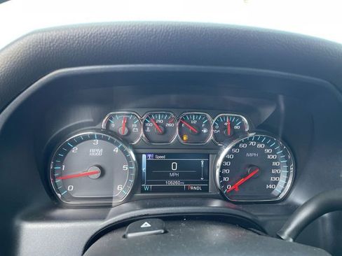 Used 2019 Chevrolet Silverado 1500 LT AWD/4WD image 11