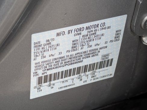 Used 2023 Ford Explorer XLT w/ Equipment Group 202A image 39