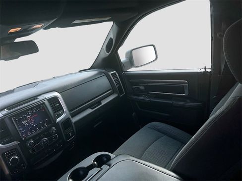 Used 2021 RAM 1500 Classic Warlock w/ Luxury Group image 22