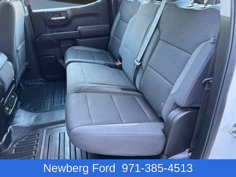 Used 2024 Chevrolet Silverado 1500 W/T w/ Z71 Off-Road Package AWD/4WD image 24