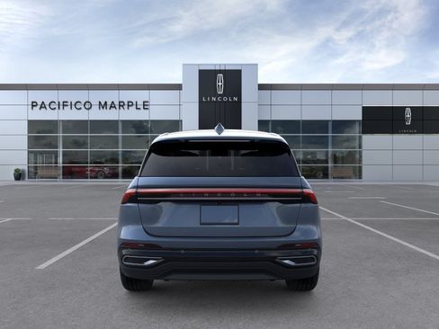 New 2026 Lincoln Nautilus Premier AWD/4WD image 5