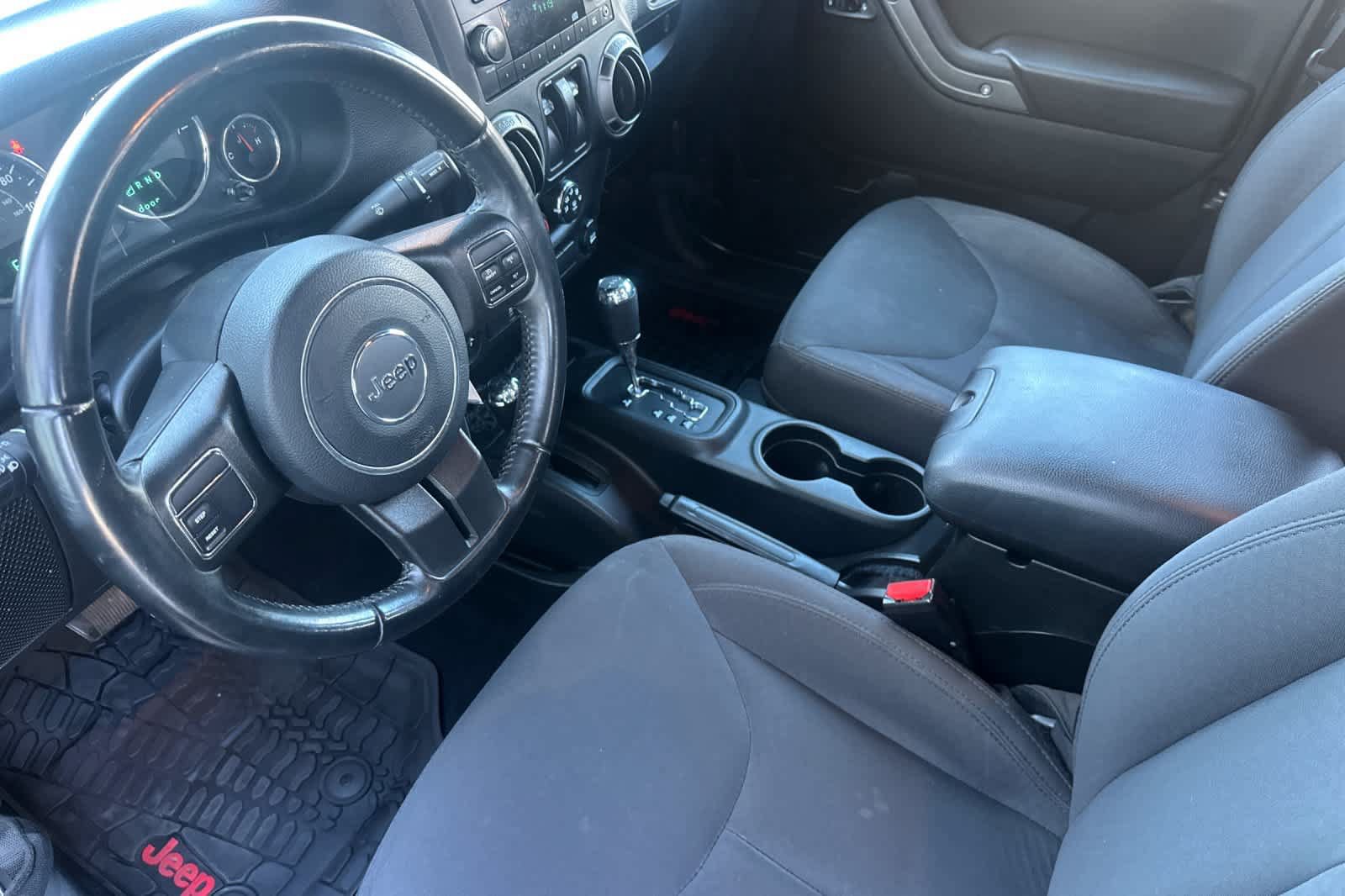 Used 2018 Jeep Wrangler Sport AWD/4WD image 11