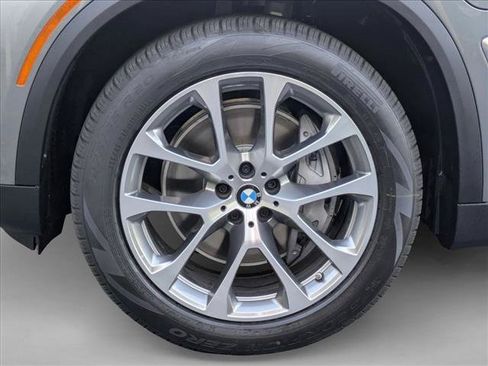 Used 2026 BMW X5 xDrive50e w/ Executive Package AWD/4WD image 10