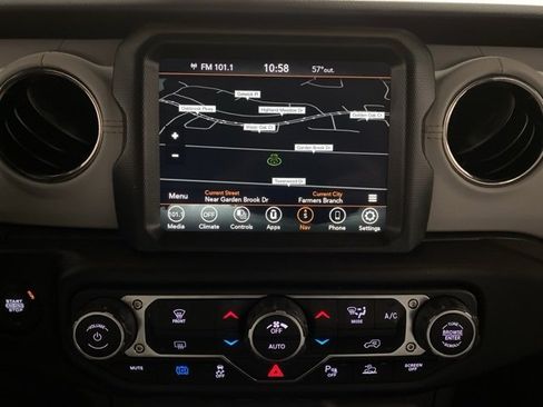 Used 2021 Jeep Wrangler Unlimited Sahara image 40