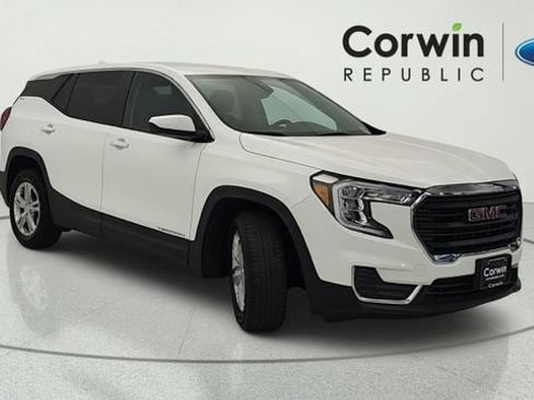 Used 2024 GMC Terrain SLE FWD image 8