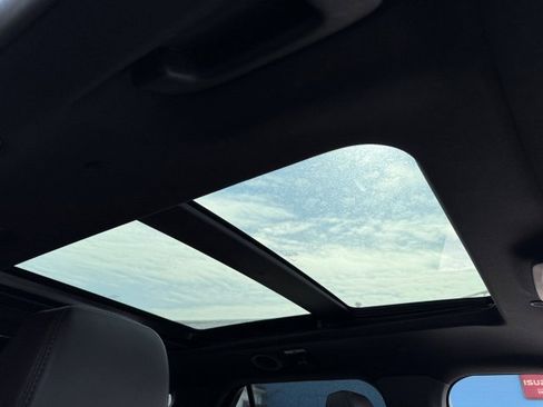 Certified 2025 Ford Explorer Platinum w/ LUX Leather Package image 30