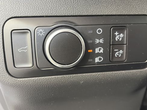 Used 2023 Ford Escape ST-Line w/ Tech Pack #1 AWD/4WD image 33