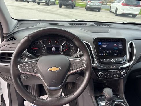 Used 2022 Chevrolet Equinox Premier AWD/4WD image 36