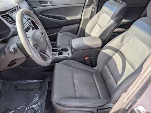 Used 2016 Hyundai Tucson SE image 5