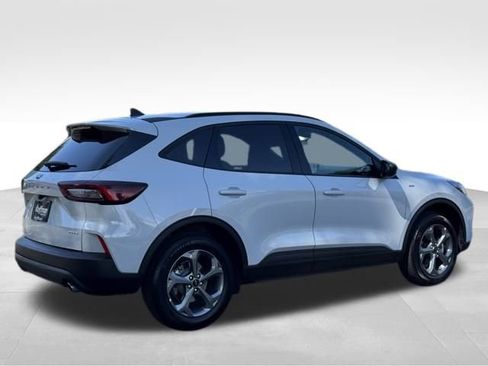 Used 2025 Ford Escape ST-Line image 3