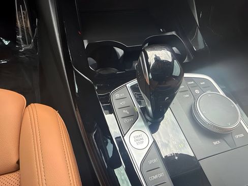 Used 2024 BMW X3 sDrive30i w/ Premium Package RWD image 18