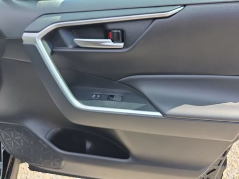 Certified 2025 Toyota RAV4 XLE AWD/4WD image 19