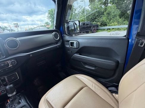 Certified 2019 Jeep Wrangler Unlimited Rubicon AWD/4WD image 17