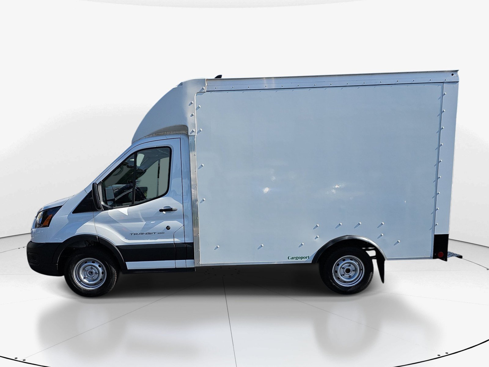 Used 2024 Ford Transit 350 RWD image 6