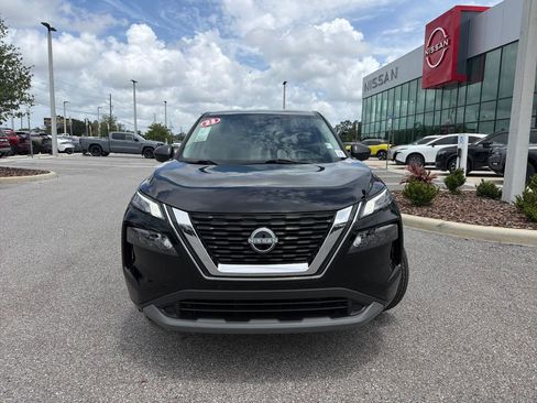 Certified 2023 Nissan Rogue S FWD image 2