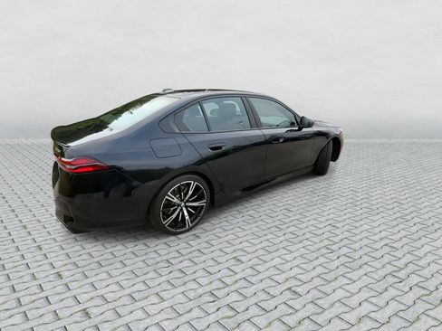 Used 2024 BMW 540i xDrive w/ Premium Package AWD/4WD image 8