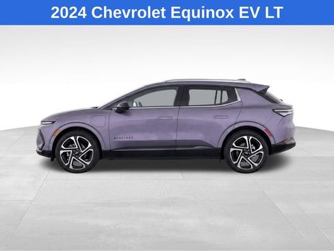 Used 2024 Chevrolet Equinox EV LT FWD image 2