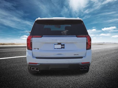 New 2026 GMC Yukon XL Denali Ultimate w/ LPO, Illumination Package AWD/4WD image 22