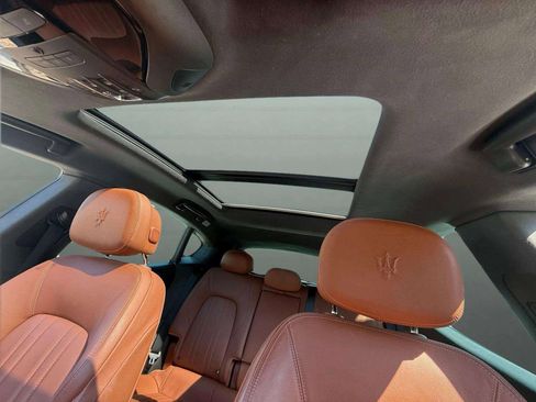 Certified 2023 Maserati Levante GT AWD/4WD image 53
